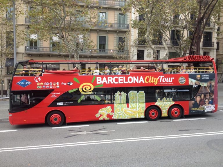 Guide pratique pour utiliser le Hop-on Hop-off bus à Barcelone